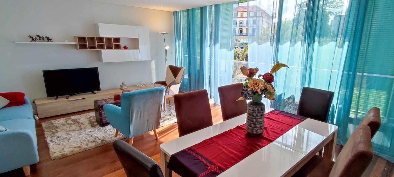 Lindas Holiday Apartment 푼샬 외부 사진